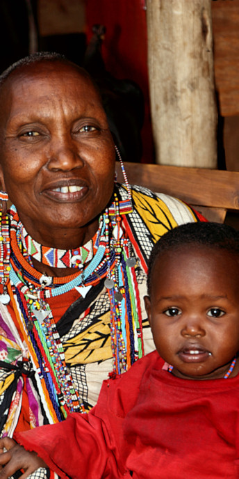 Maasai_2019_portrait_v.jpg