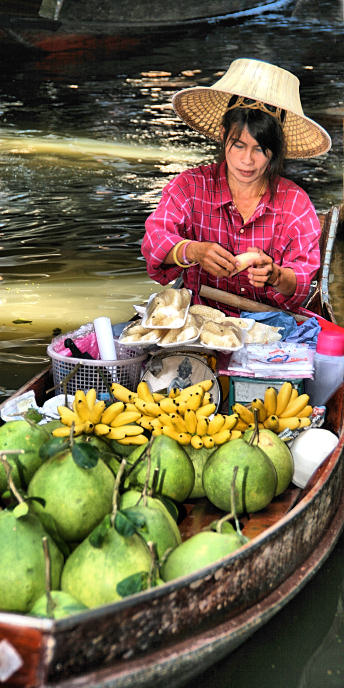 Thailand_Canals_FloatingMarket_9565_g.jpg