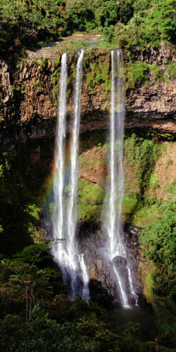 Waterfall1.jpg