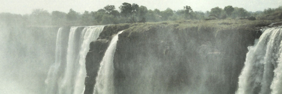 VictoriaFalls13_m_g.jpg